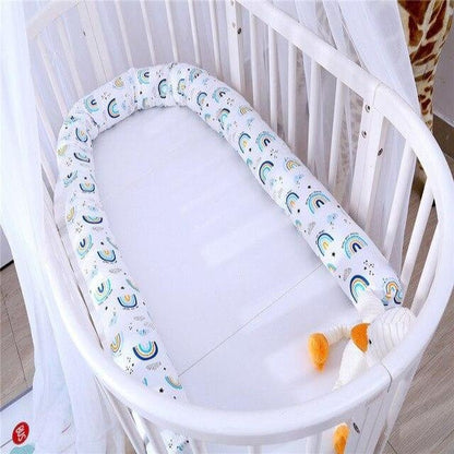 Tour de lit arrondi pour bébé