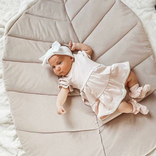 tapis d'éveil feuille bébé café latte