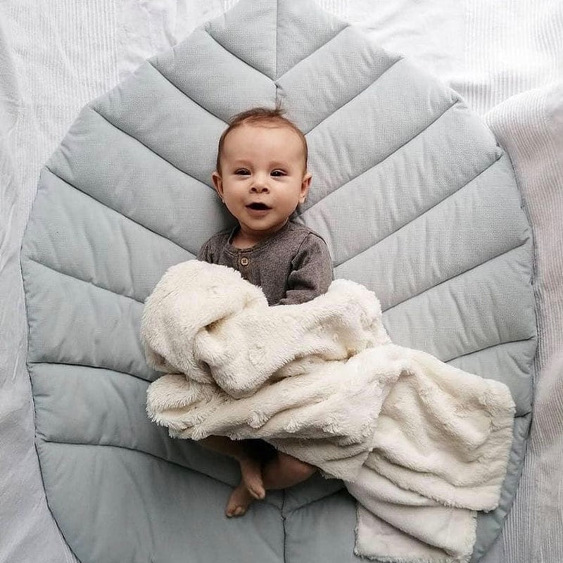 tapis d'éveil feuille bébé gris