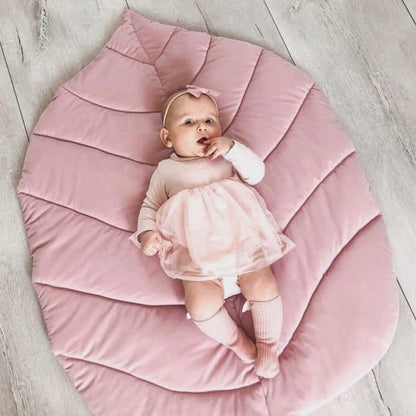tapis d'éveil feuille bébé rose