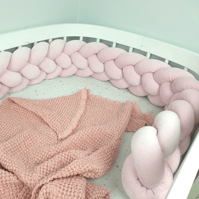 tour de lit tressé rose 4 bandes